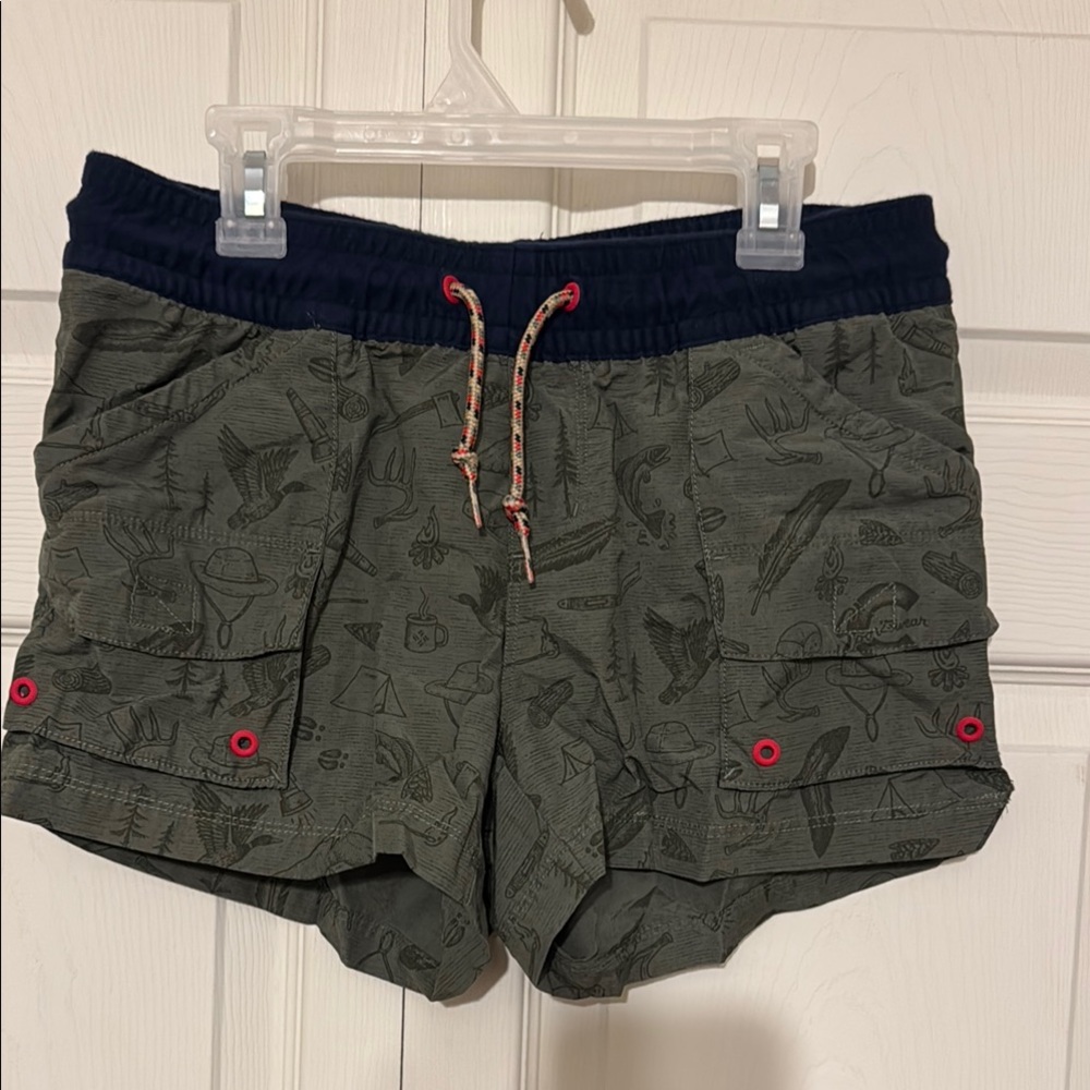 Columbia Olive Patterned Shorts with Navy Trim